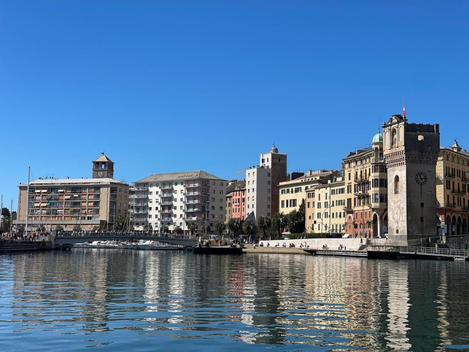 Апартаменты Il Talismano-In Citta -Vicino Al Mare Савона Экстерьер фото